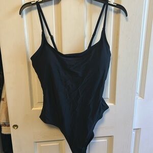 NWT medium women’s bathing suit